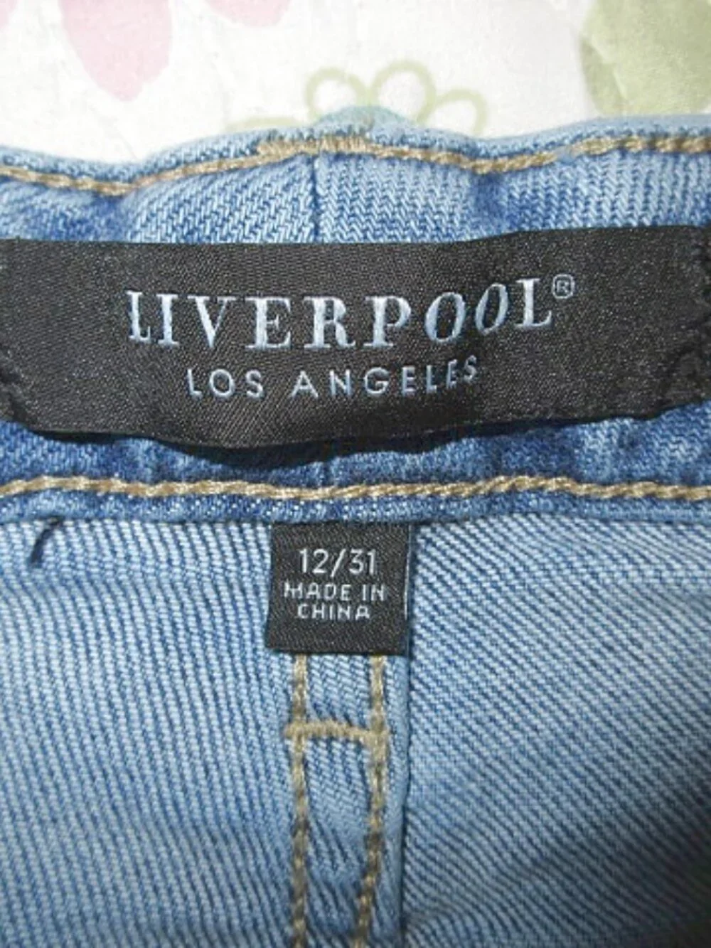 Liverpool Denim Jeans Size 12 31 Hannah Crop Flare Laramie High Rise Fringe EUC